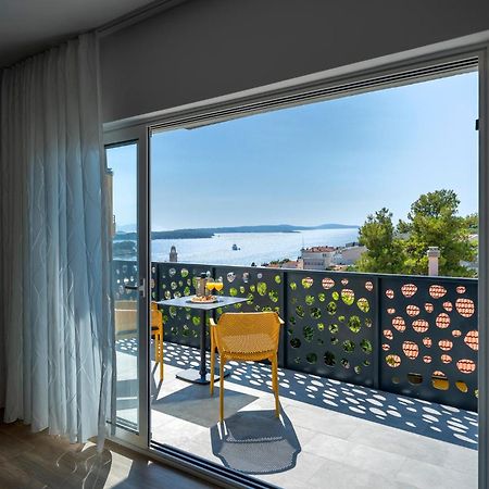 Modern, 2 Bedroom Apartment Hvar Town Exterior photo